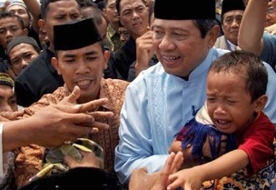 bayi-dan-sby bayi-dan-sby