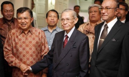 JK dan Hasan Tiro