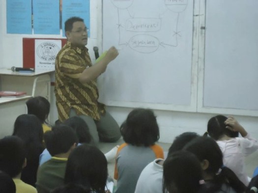 375434_187600997994690_100002343729683_417387_1598491898_n