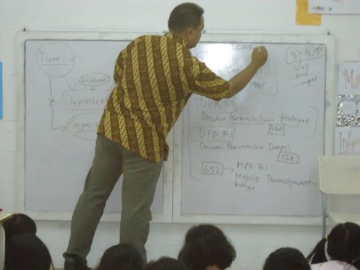 390825_187603757994414_100002343729683_417399_1398685754_n